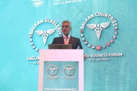 Sağlık Bakanı Kemal Memişoğlu: "4 yılın sonunda yıllık 20 milyar dolarlık bir gelir hedefliyoruz"