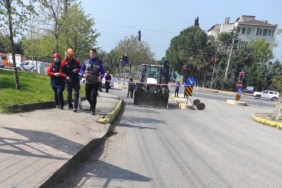 Altyapı çalışmalarında delinen doğal gaz borusu ekipleri harekete geçirdi