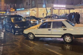 Kazaya karıştı, aracını bırakıp kaçtı