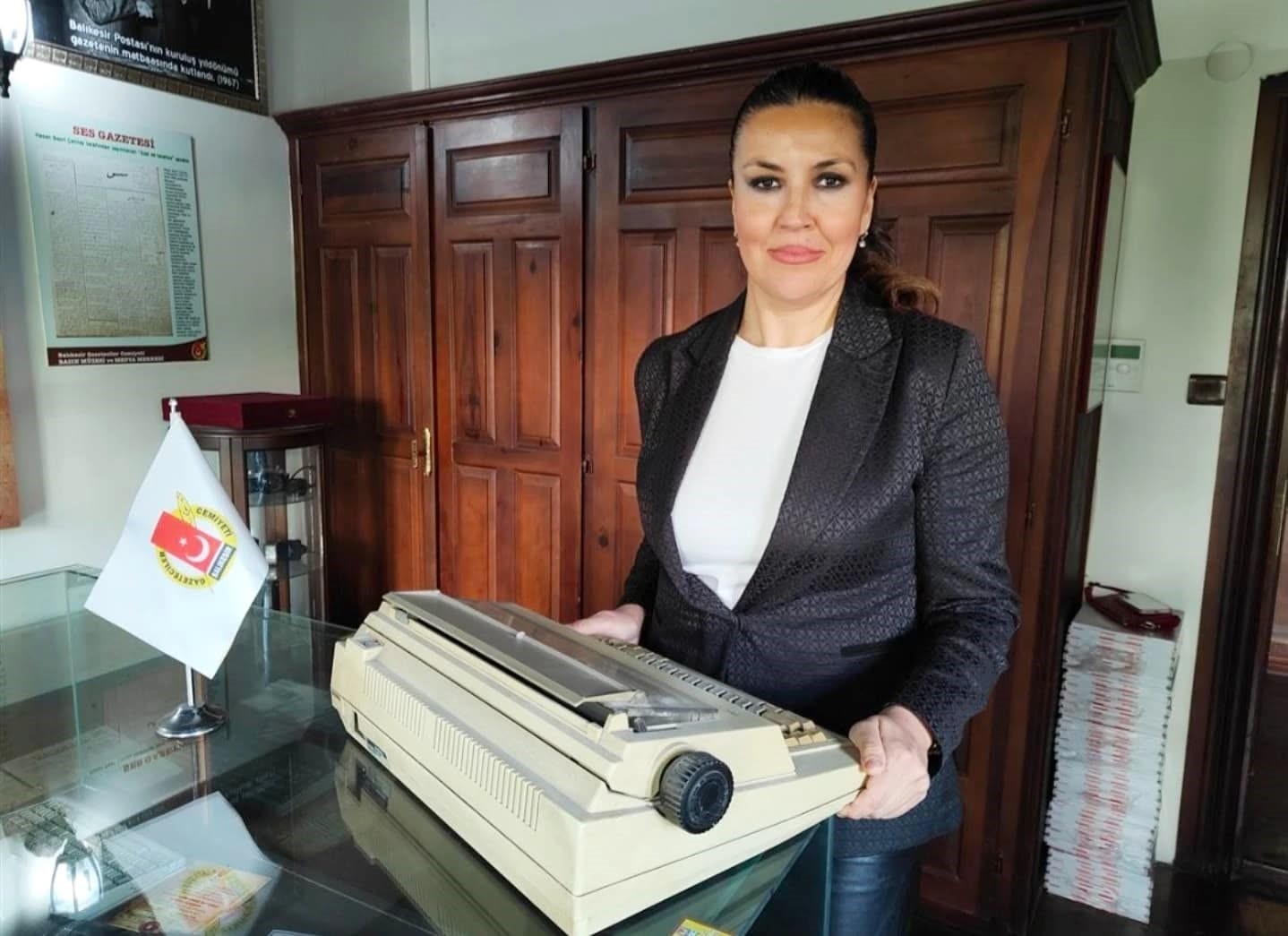 Usta Gazeteci Ekrem Balıbek’in emanetleri basın müzesinde