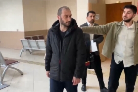 - Babasına şiddet uyguladığı anları sosyal medyadan paylaşan rapçi ‘Sansar Salvo’ tutuklandı