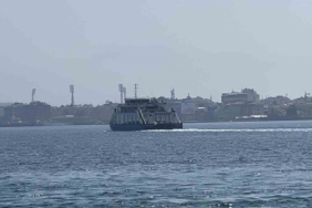 Çanakkale Boğazı’nda sis etkisini yitirdi, feribot seferleri tekrar başladı