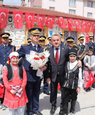 MSB Muharip Hava Kuvvetleri Bandosu Bozüyük’te konser verdi