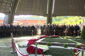 Turgut Özal, vefatının 32’nci yılında kabri başında anıldı