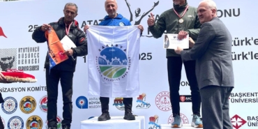 Büyükşehir atleti Alanya’da zirveye yükseldi