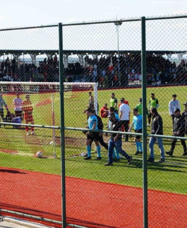 Edirnespor - Büyükçekmece Tepecikspor maçında gerginlik yaşandı