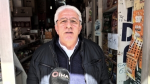 Sultangazi’de marketten 600 TL değerinde çikolata çaldı: O anlar kamerada