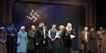 "Yaşamak mı Yoksa Ölmek mi?" Adana’da alkış topladı