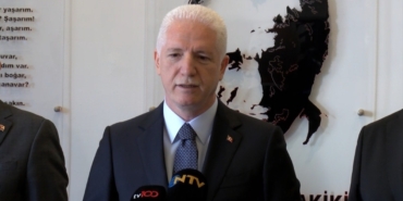 İstanbul Valisi Gül: "Okullarımızın hiçbirinde depremden dolayı hasar olmadığı tespit edildi"