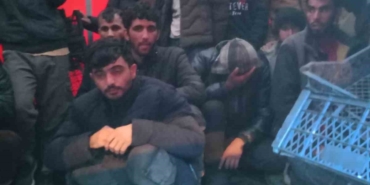 Sakarya’da tır dolusu düzensiz göçmen yakalandı: Sürücü tutuklandı