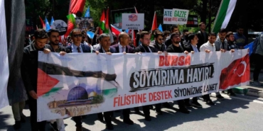 Uludağ Üniversite öğrencilerinden vicdan nöbeti: Zulme karşı sessiz kalmıyoruz