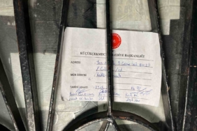 6.2 büyüklüğündeki deprem sonrası "riskli" olduğu değerlendirilen bina tahliye edildi