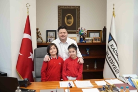 Başkanlık koltuğu çocuklara emanet