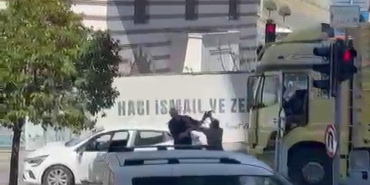 Ümraniye’de trafikte dehşet: Kamyon şoförü çekiçle saldırdı