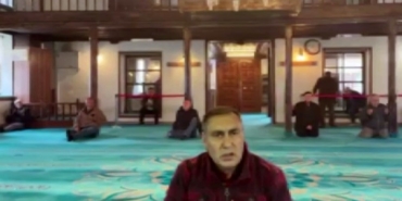 Depreme camide yakalandılar: Sarsıntının bitmesini tekbir ve salavatlar getirerek beklediler