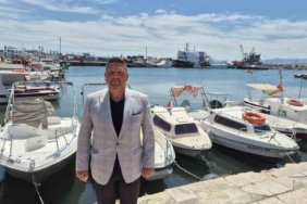 Poyraz fırtınası balıkçıları denize hasret bıraktı