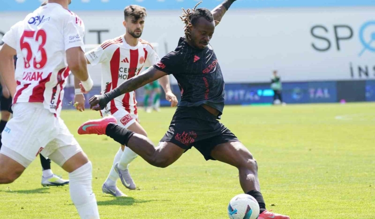 Trendyol 1. Lig: Ümraniyespor: 0 - Pendikspor: 0