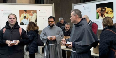 Papa Franciscus için St. Antuan Kilisesi’nde lokma dağıtıldı