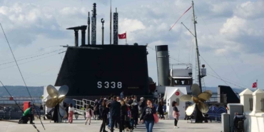 Çanakkale Deniz Müzesi ziyaretçilerini tarihi yolculuğa çıkarıyor