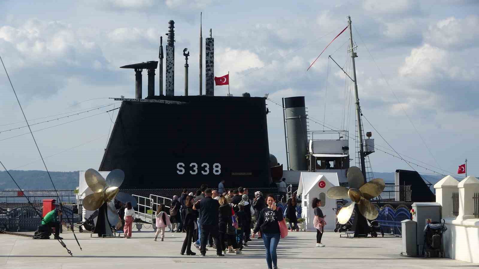 Çanakkale Deniz Müzesi ziyaretçilerini tarihi yolculuğa çıkarıyor