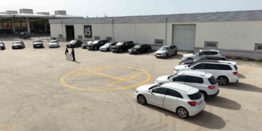 Edirne’de yüz milyonlarca lira değerinde onlarca lüks araca el koyuldu