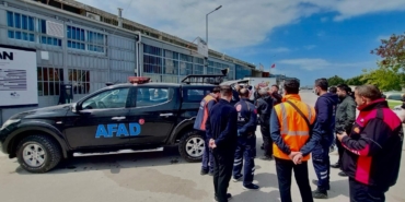 Yalova’da bir firmada yere dökülen kimyasal madde imha edildi