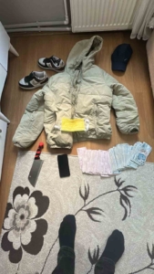 Bağcılar’da market çalışanını bıçakla tehdit ederek 80 bin lirayı gasp etti