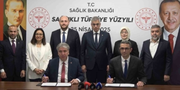 Sağlık Bakanı Memişoğlu: "Herkesin özgür iradesi var. Kimseye baskı yapmıyoruz"