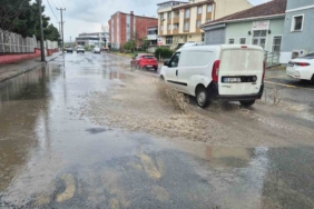 Tekirdağ’da sağanak yağış etkili oldu, sokaklar suyla doldu