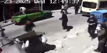 Zeytinburnu’nda deprem esnasında balkondan atlayan genç arabanın üzerine düştü: O anlar kamerada