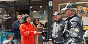 Yalova’da kavga ihbarına giden polislere pasta sürprizi