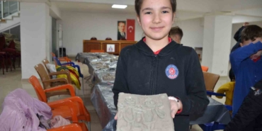 (ÖZEL) Çocuklar hayallerini çamura yansıttı