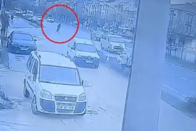 Yoldun karşısına geçerken otomobilin çarptığı yaşlı adam hayatını kaybetti