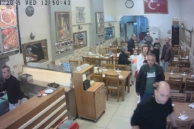 Yalova’da depremde restoranda yaşanan panik kamerada