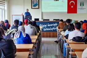 Sağlık bilimleri öğrencilerine iş sağlığı eğitimi