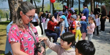 Çocuklara hayvan sevgisi aşılandı