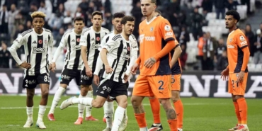 Trendyol Süper Lig: Beşiktaş: 0 - Başakşehir: 0 (İlk yarı)