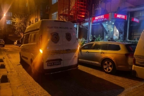 Küçükçekmece’de 60 yaşında bir erkek otel odasında ölü bulundu