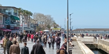 Güneşi gören Mudanya Sahili’ne koştu