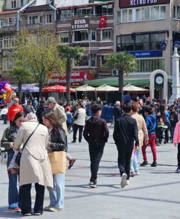 Marmara Denizi’nde 6.2 büyüklüğünde deprem Balıkesir’de de hissedildi
