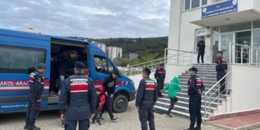 Çanakkale’de 22 düzensiz göçmen yakalandı