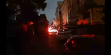 Sancaktepe’de çatı uçması elektrik kesintisine neden oldu