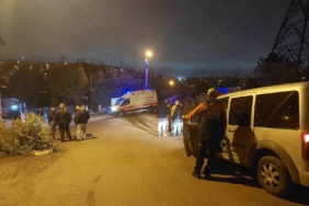 Bina çökme tehlikesiyle karşı karşıya kaldı: Aileler tahliye edildi