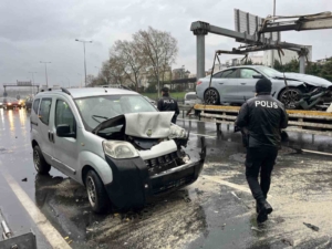 Fatih’te zincirleme trafik kazası: 1 yaralı