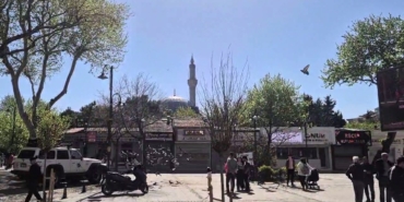 Depremin ardından camiden anons yapıldı