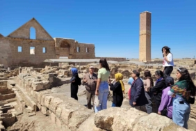 Gençler Şanlıurfa’da şair Nabi’nin izini sürdü