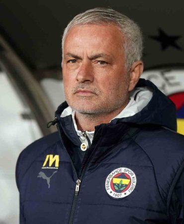 Jose Mourinho’dan Galatasaray derbisinde 2 değişiklik