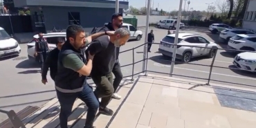 52 suç kaydı vardı, 33 suçtan 20 yıl hapis cezasıyla aranıyordu...Yakalandı