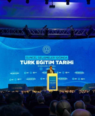 Bakan Tekin’den caps paylaşımları iddialarına yanıt: "Bu sabah bir öğretmenimizle konuştuk ve bahsi geçen sosyal medya platformunda hesabım dahi yok dedi"
