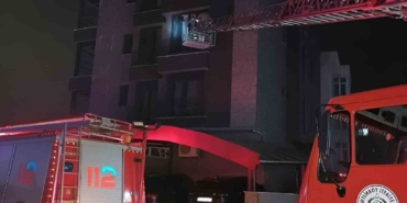 Yalova’da yangın çıkan apartmanda mahsur kalan 7 kişiyi itfaiye kurtardı
